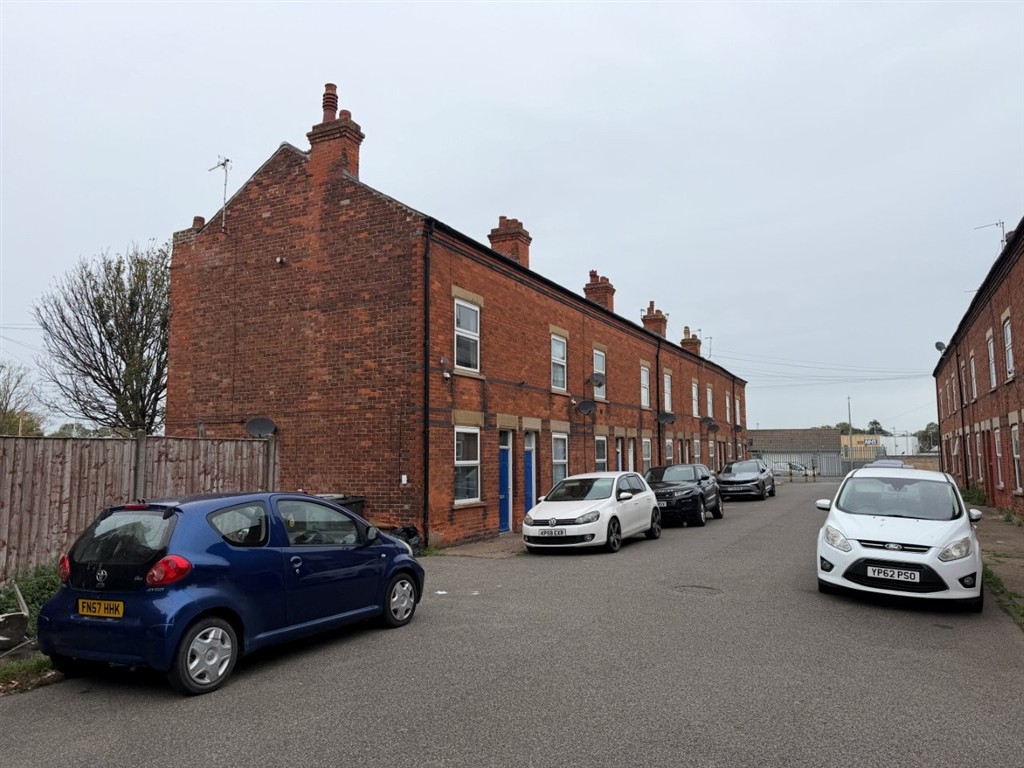 Cross Street, SKEGNESS photo 4