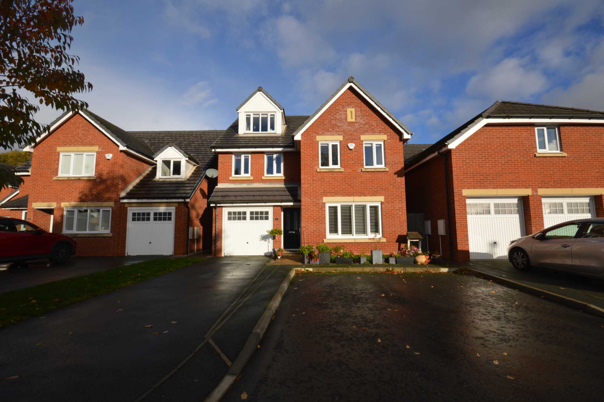 Free property report 2 Edward Manton Close, Higher Bebington, CH63 8PU