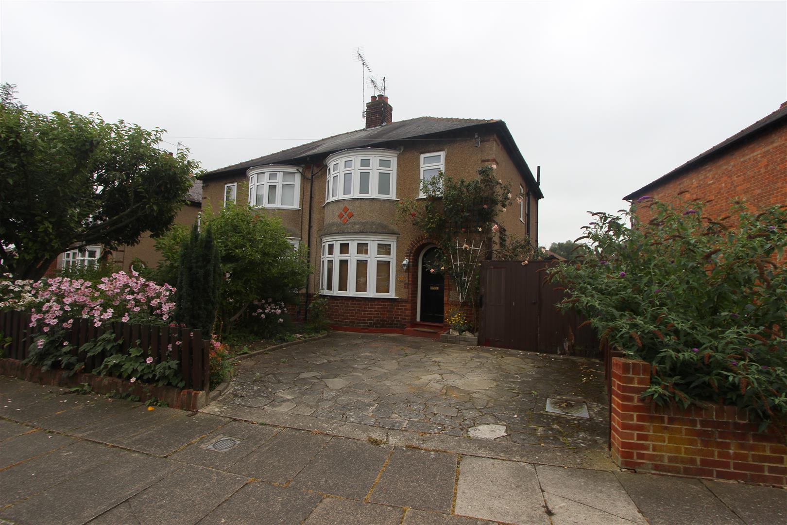 Free property report 27 Ravensdale Road, Darlington, DL3 8EB Chimnie