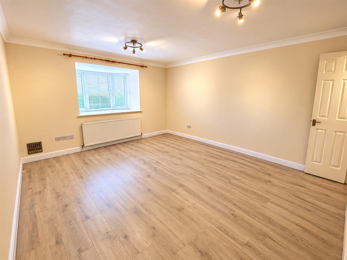 Flat, 10, Cantrell Lodge, Enfield photo 4