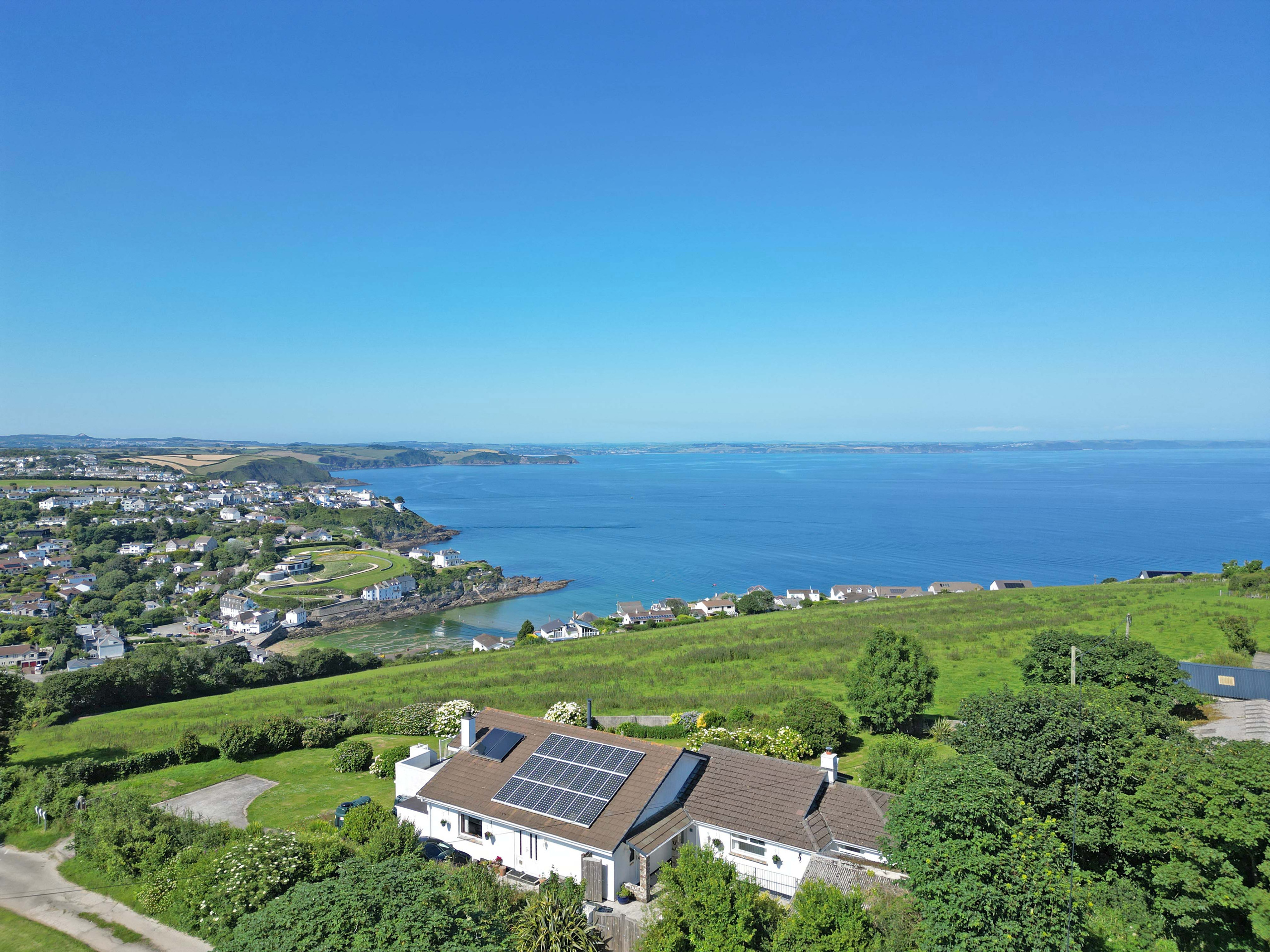 3 bedroom detached house for sale 0