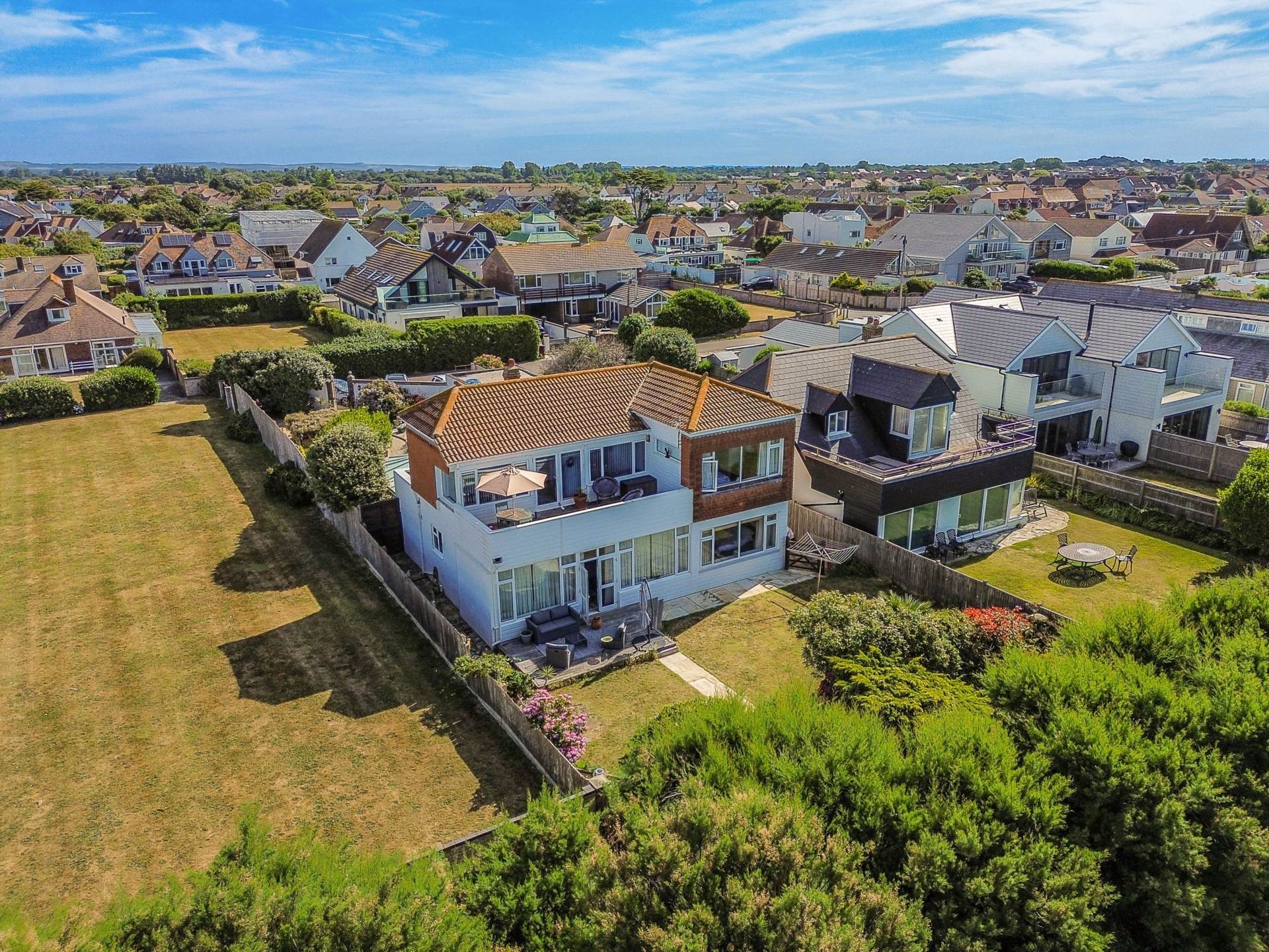 Halcyon Place, Coney Six, Chichester photo 3