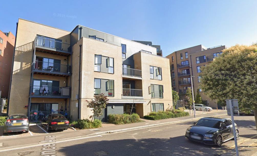 Flat 3, 49, Clarence Avenue, Ilford photo 2