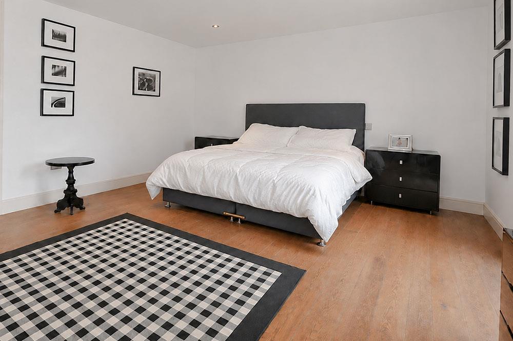 Flat 5, 84, Gloucester Place, London photo 5