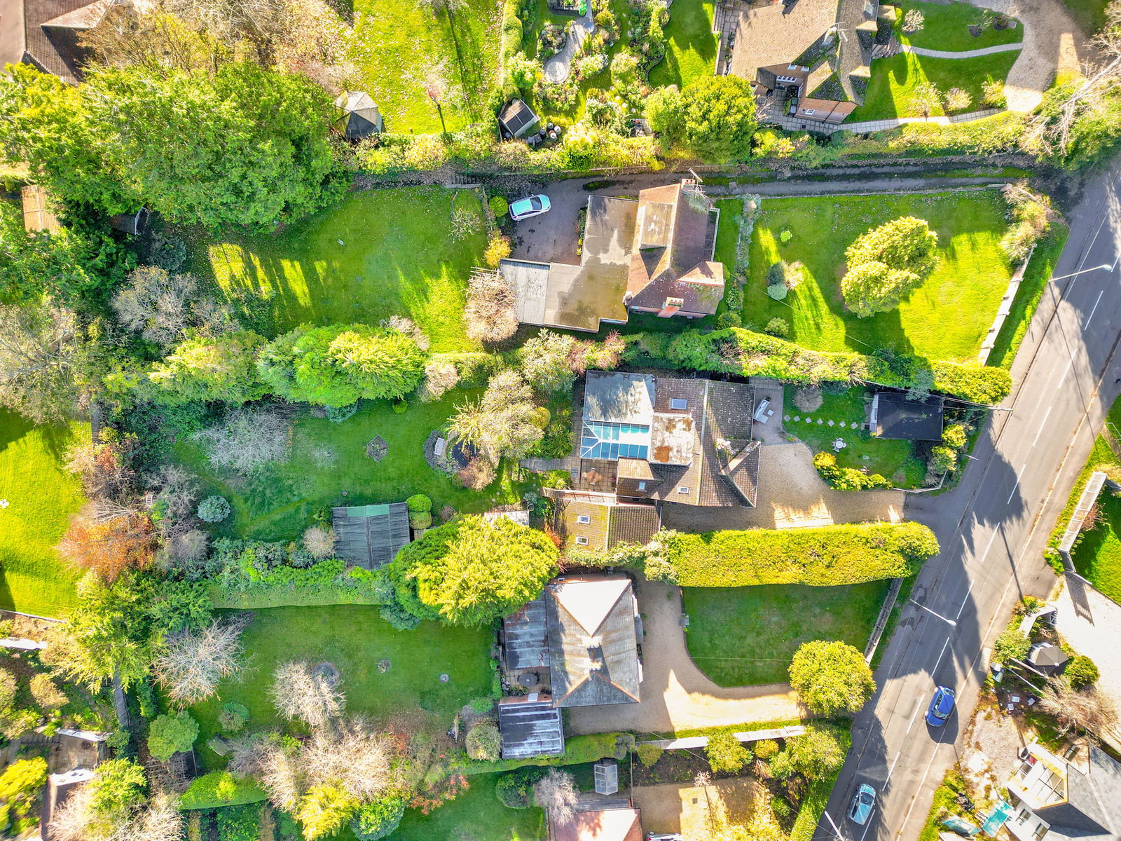 4 bedroom detached house for sale 0