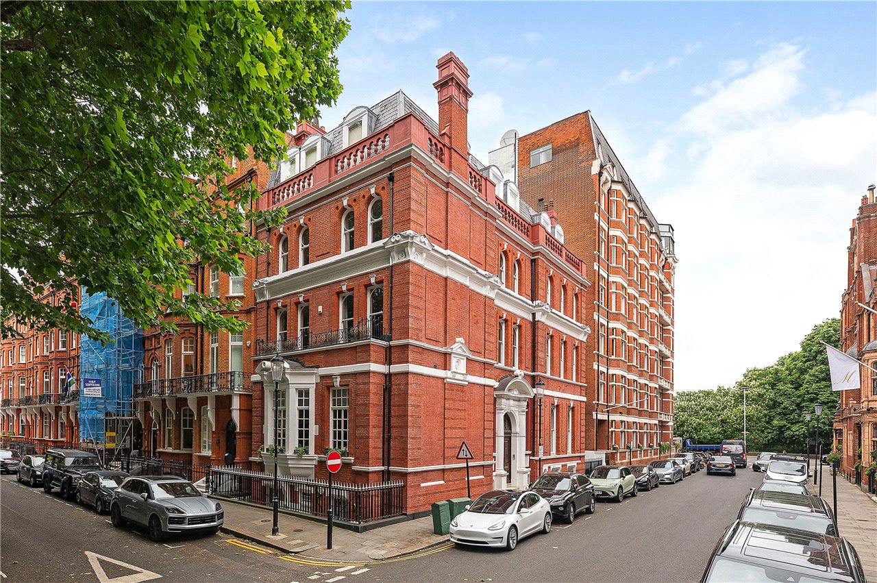 3-bed flat on Flat 2, 61, Kensington Court, London, £3,500,000