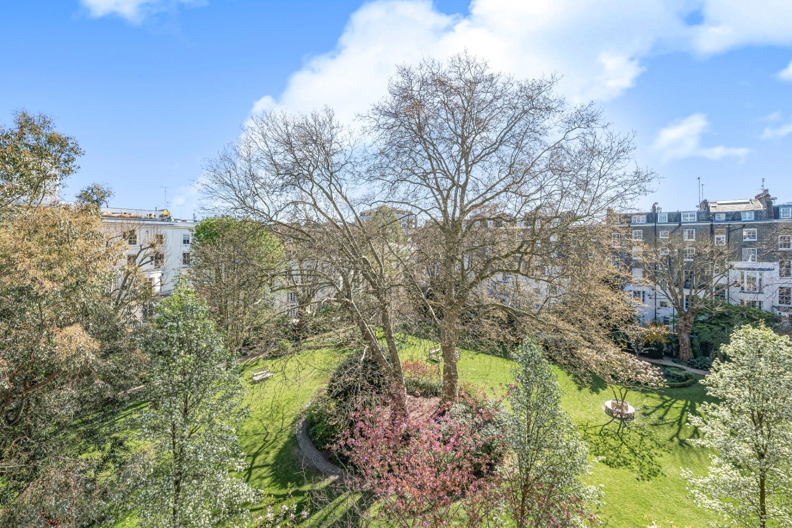 3 bedroom flat for sale 0