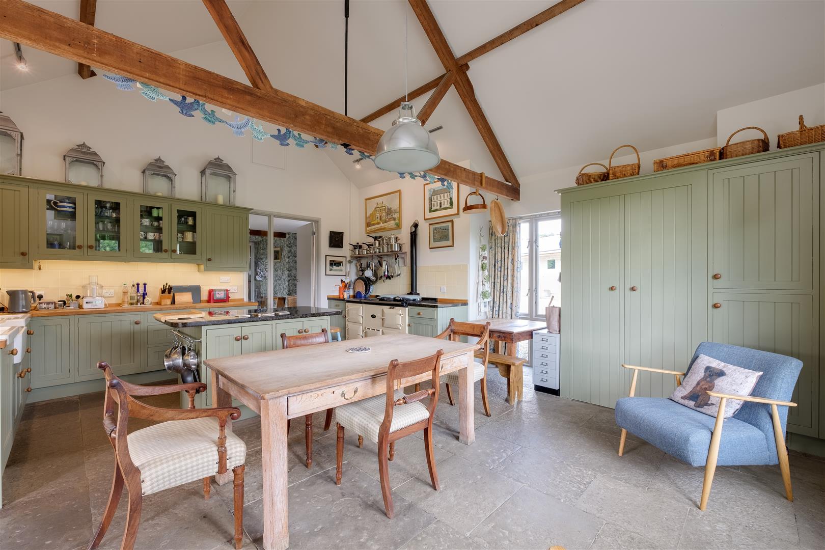 5 bedroom farmhouse for sale 0