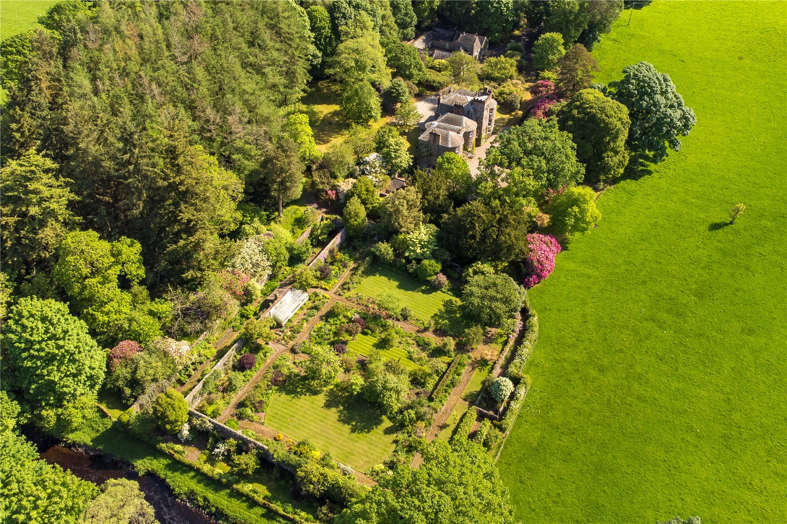 Photos of Walton Park, Castle Douglas, Kirkcudbrightshire DG7 ...