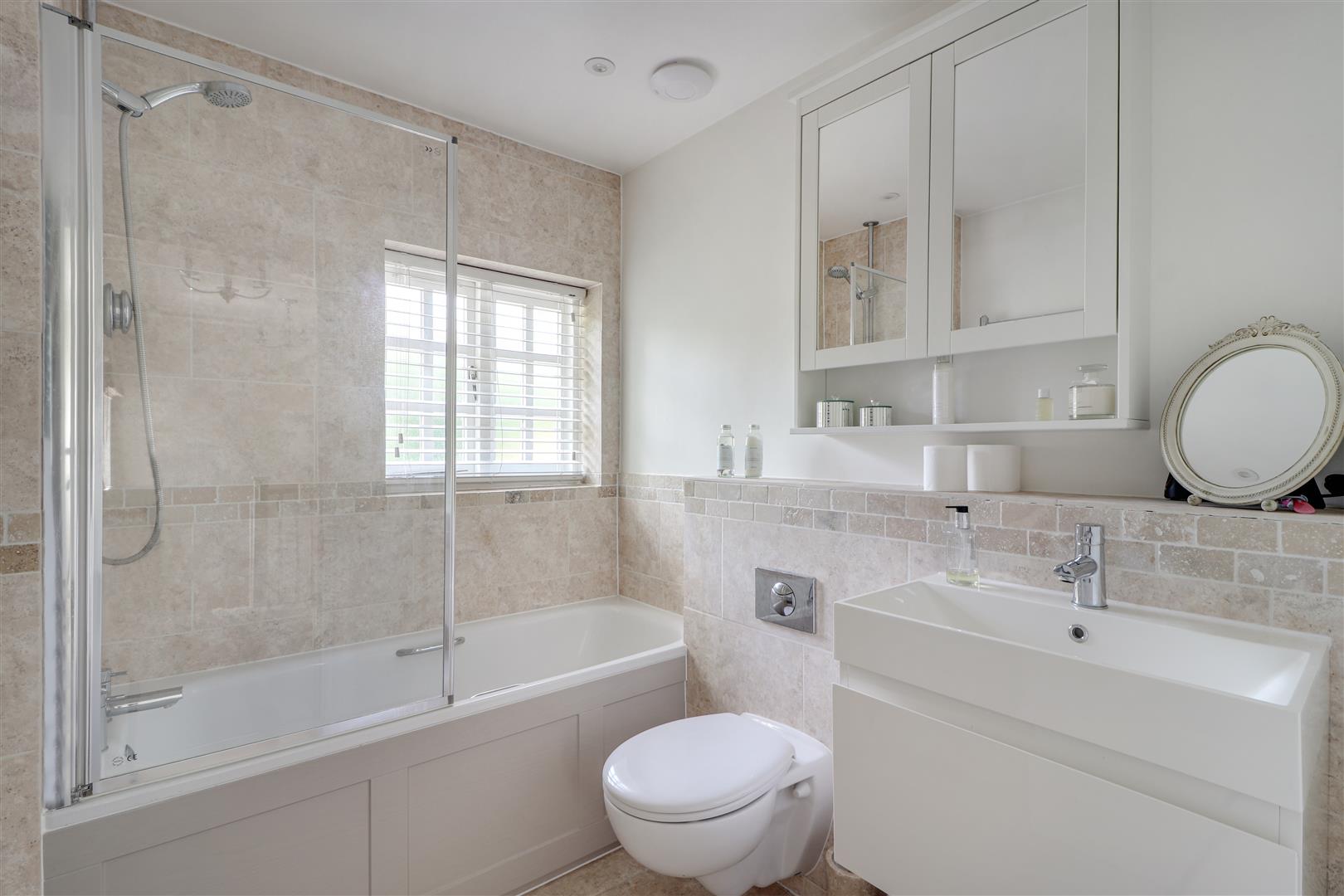 Photos of Saxon Hill, Quebec Avenue, Westerham TN16 65004380