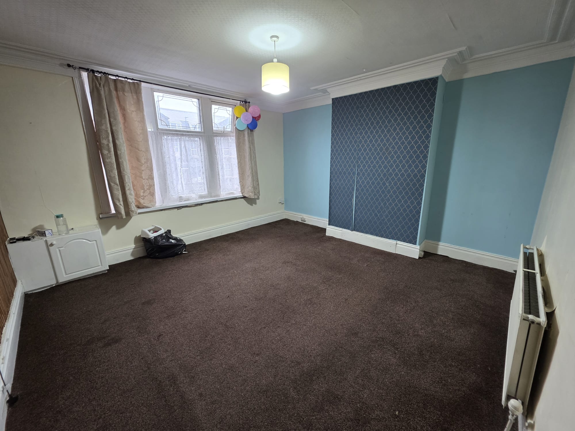153A Toller Lane, Bradford, BD8 9HL - listing photo