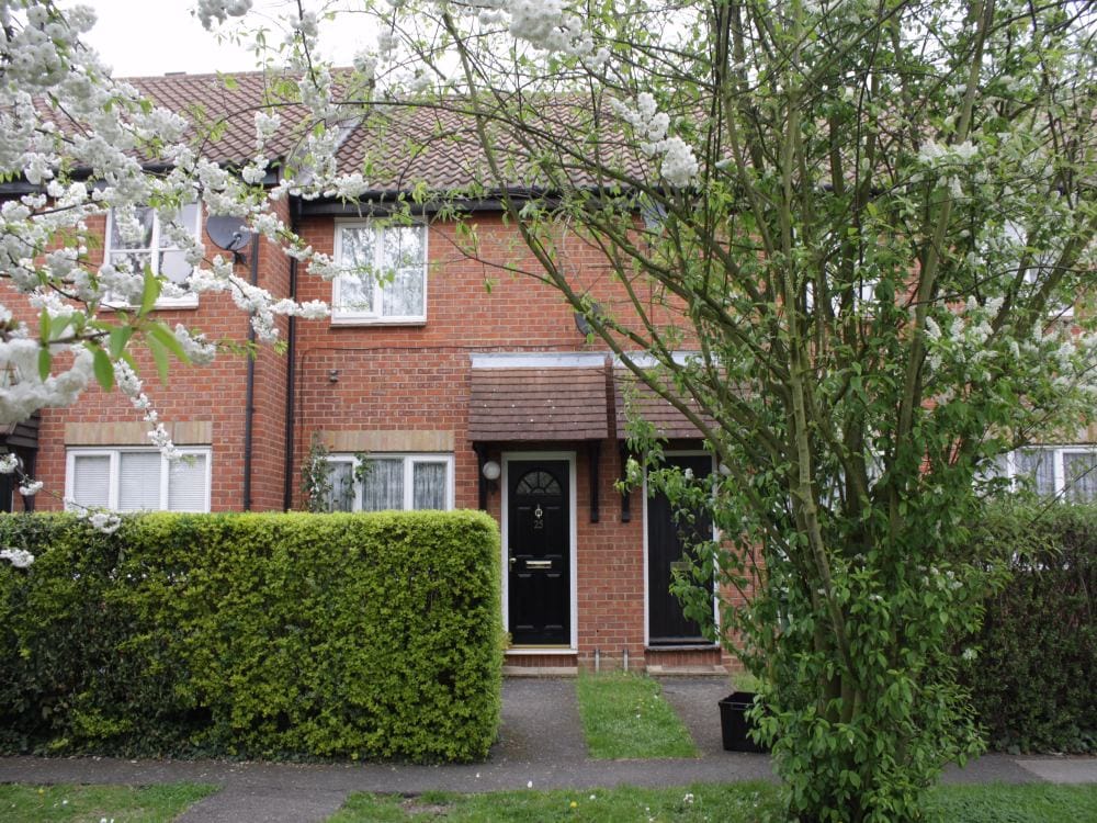 Larch Grove, Sidcup photo 2