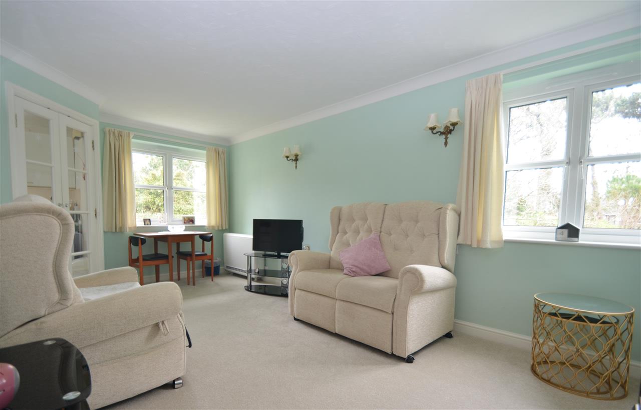 Photos of Cliff Road, Falmouth TR11 63532782 PrimeLocation