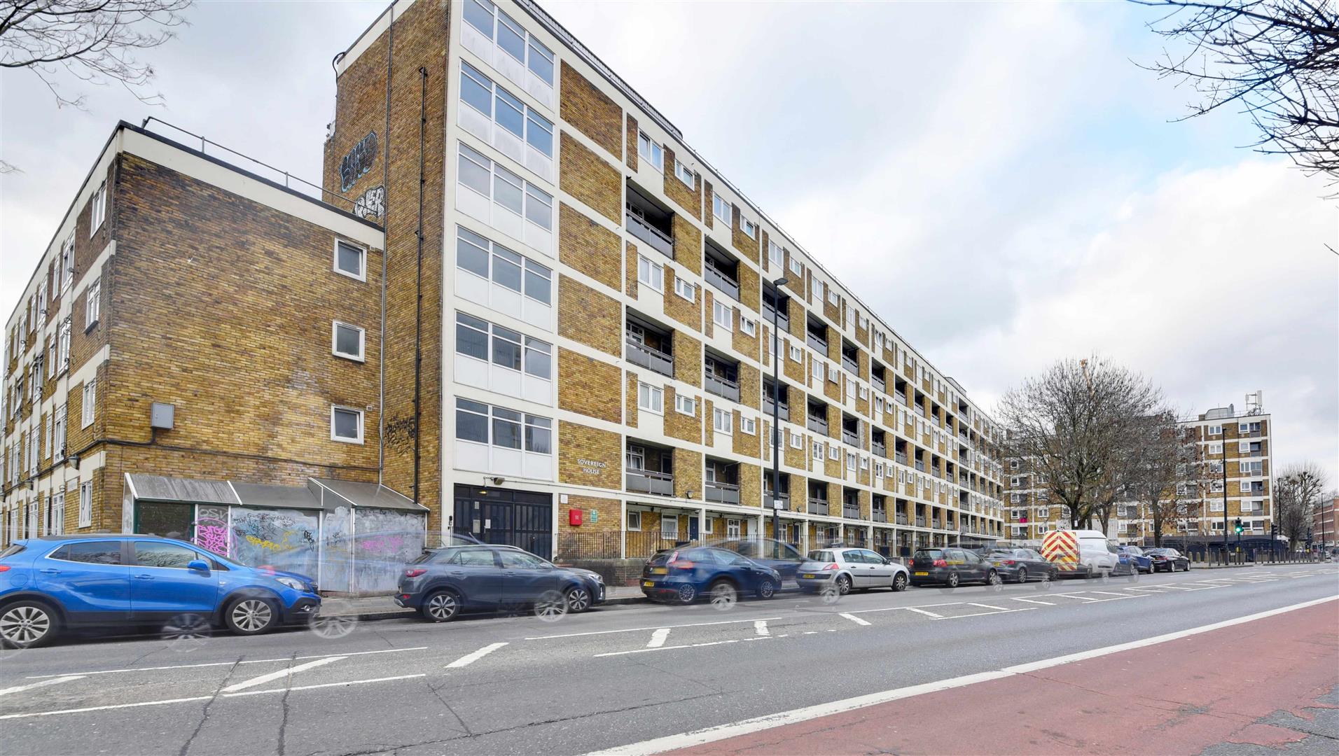 36 Sovereign House, Cambridge Heath Road, London photo 4