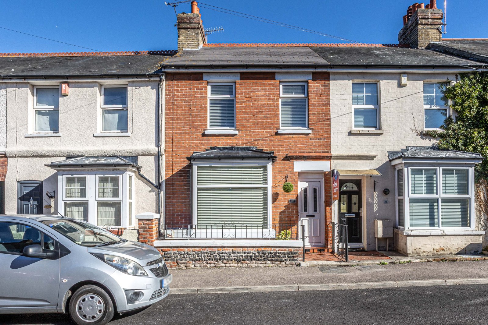 17, Belmont Road, Kent photo 2
