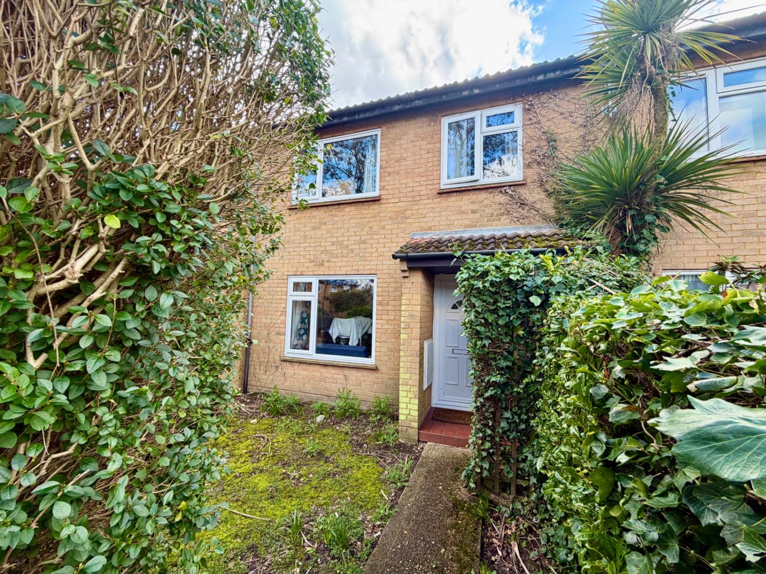 11, Notley End, Egham photo 2