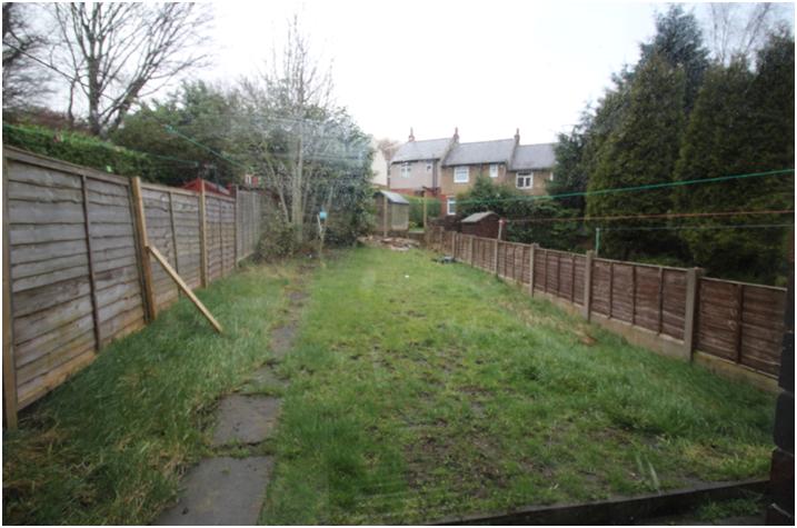 46, Newsome Road, Newsome, Huddersfield photo 2