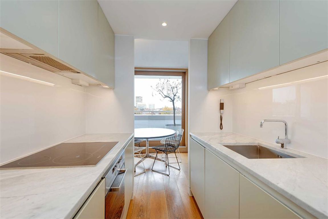 44 Luxborough Tower, Luxborough Street, London photo 4