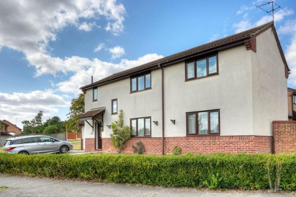 27, Egret Crescent, Colchester photo 4