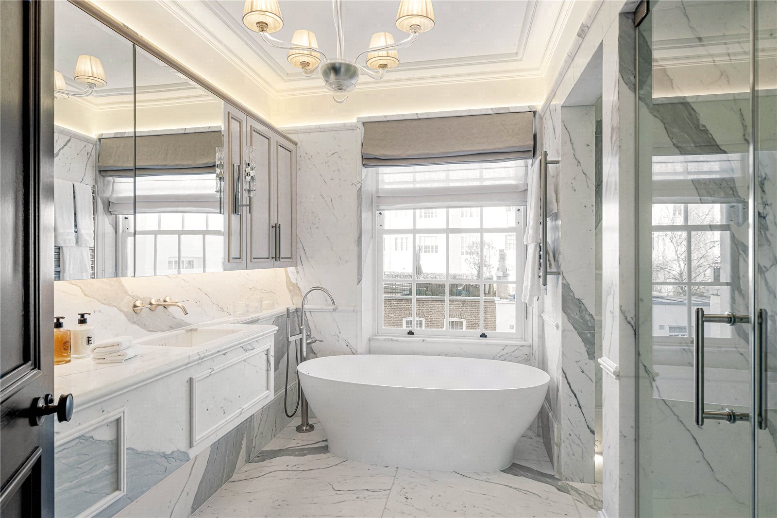 6 bedroom terraced house for sale 0