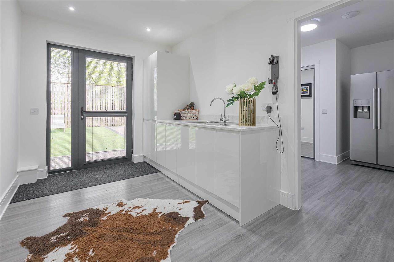 Photos of Oakbank House, Bridgecastle Cottages, Bridgecastle EH48