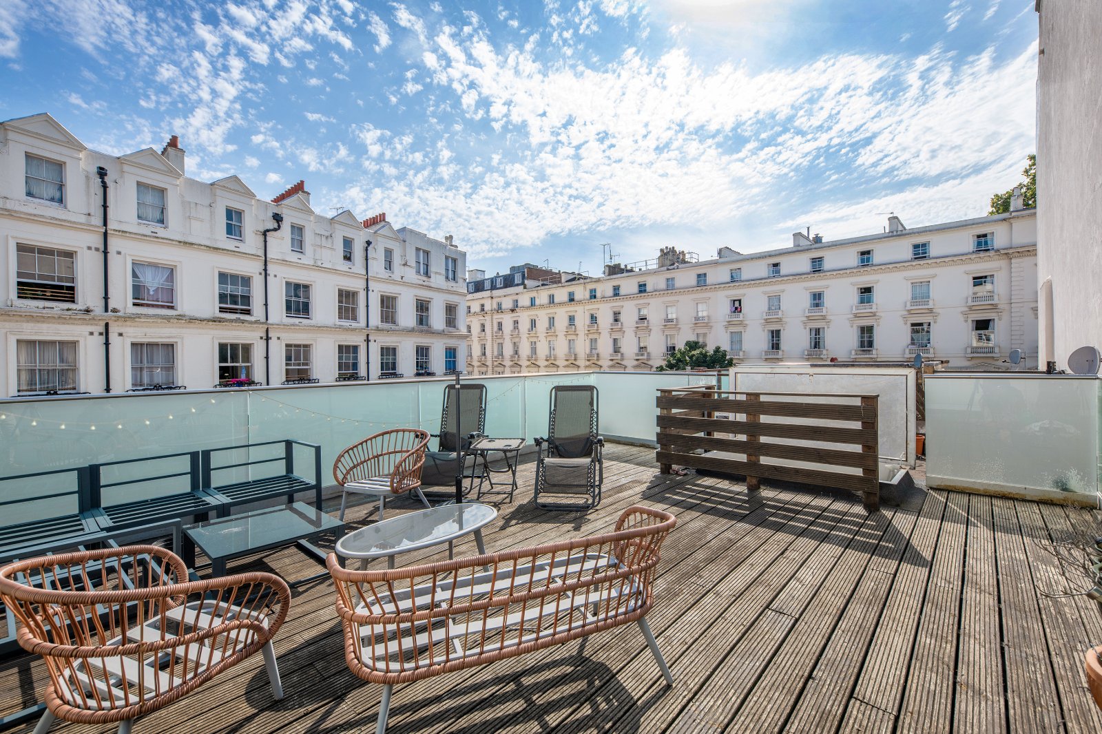 5 bedroom detached house for sale 0