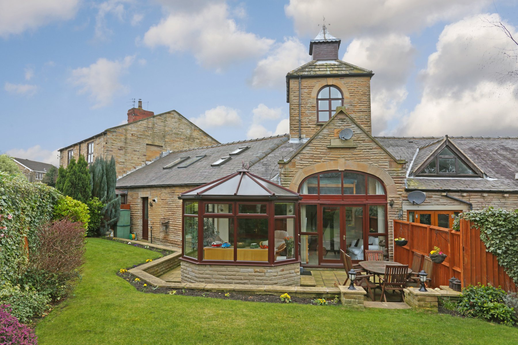 Photos of Leeds Road, Lofthouse, Wakefield WF3 53995021 PrimeLocation