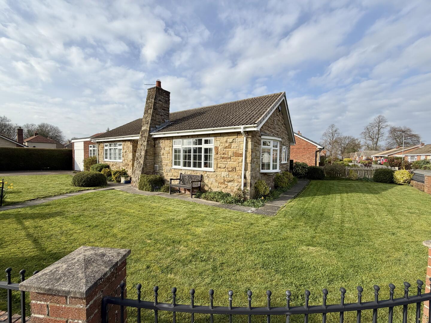 18, Oakwood Close, Tadcaster photo 2
