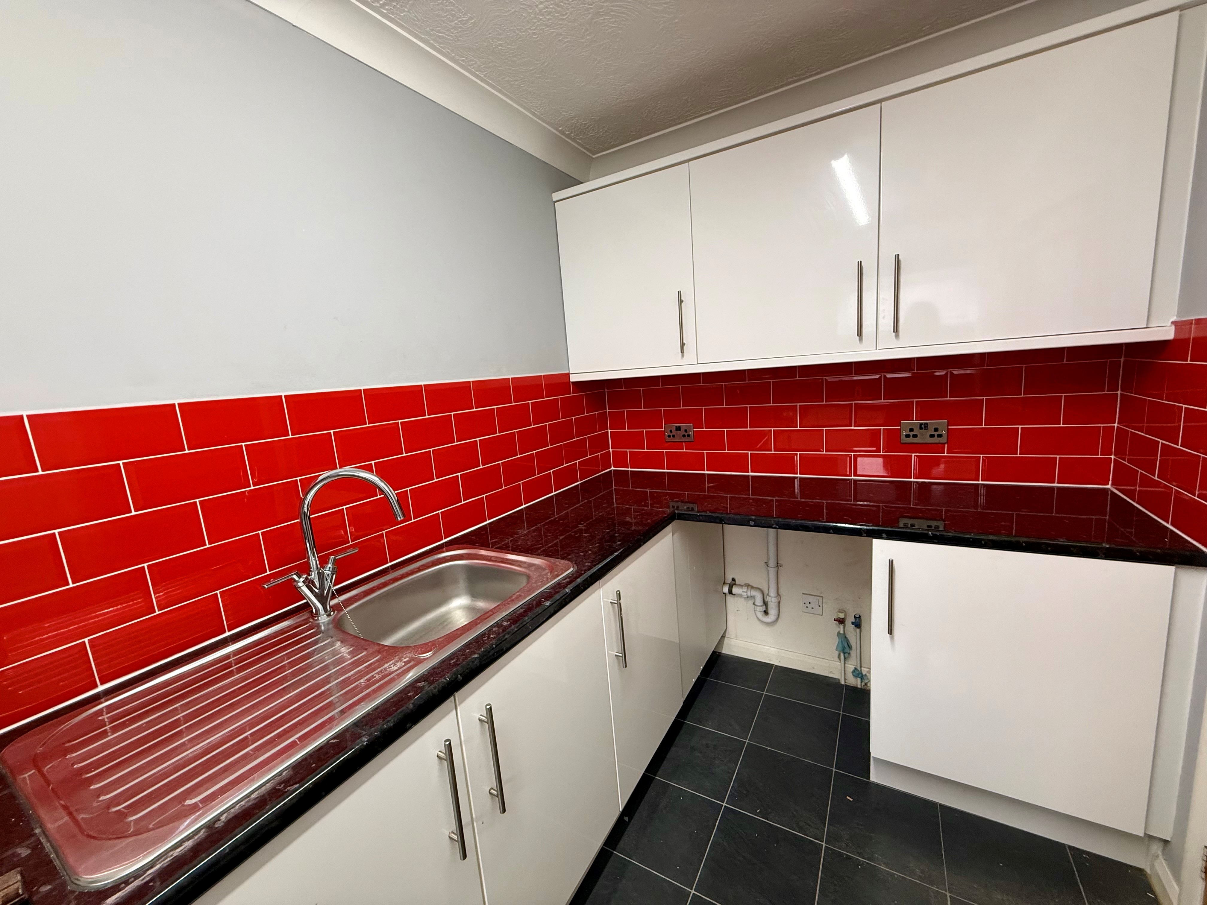 Flat 16, HAYWARDS HEATH photo 5