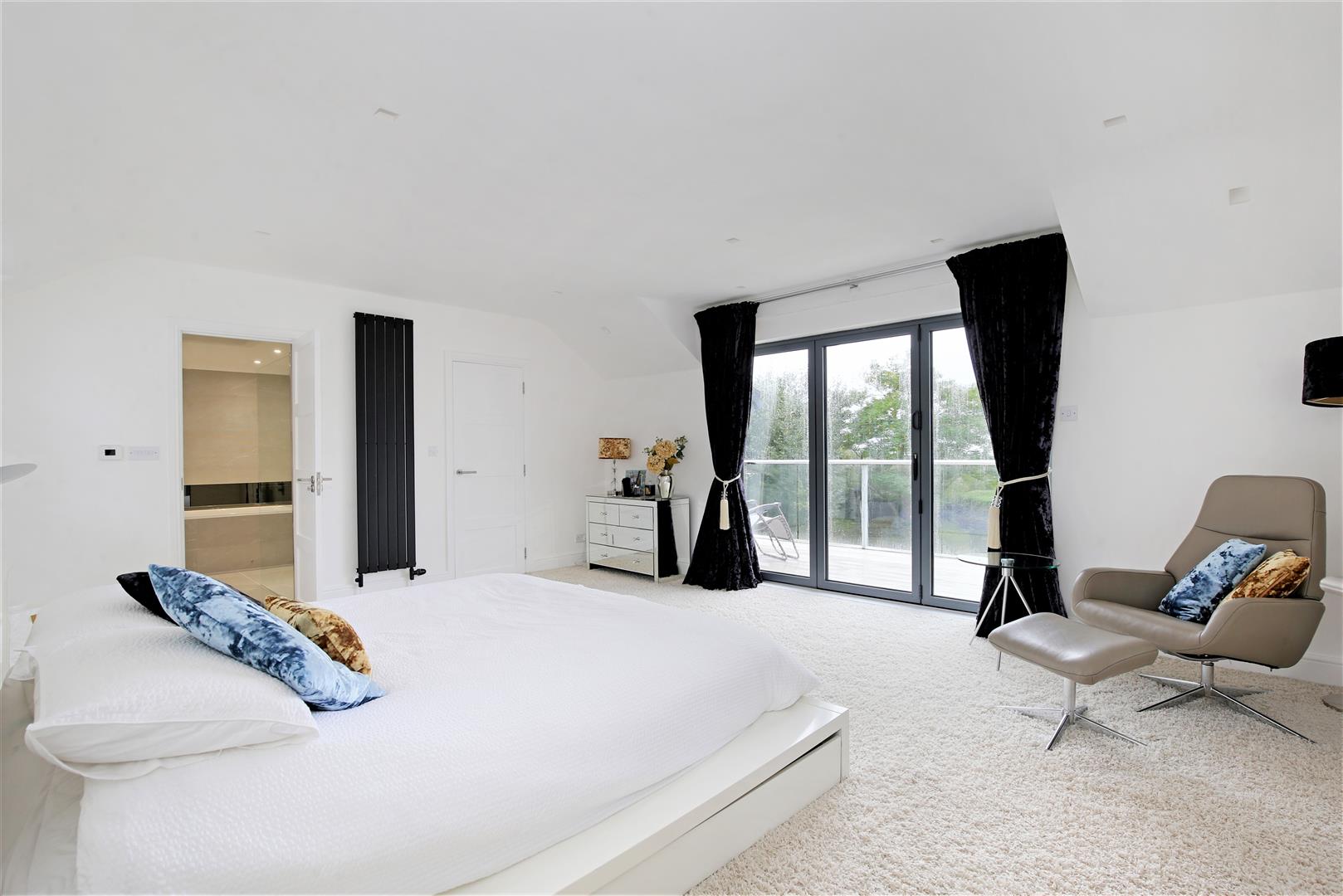 Photos of The Scop, Lower Almondsbury, Nr Bristol BS32 62791730