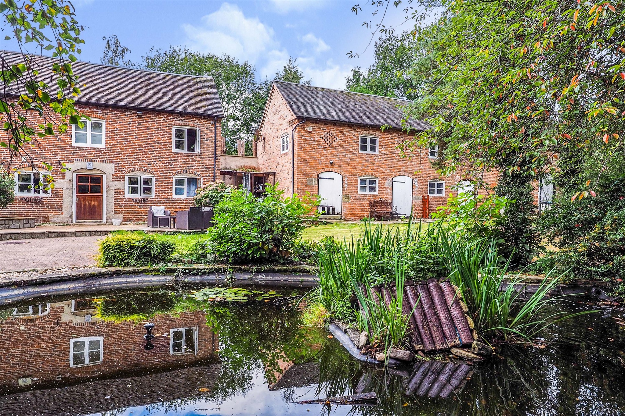 Photos of Barn Close, Castle Donington, Derby DE74 59836197 PrimeLocation