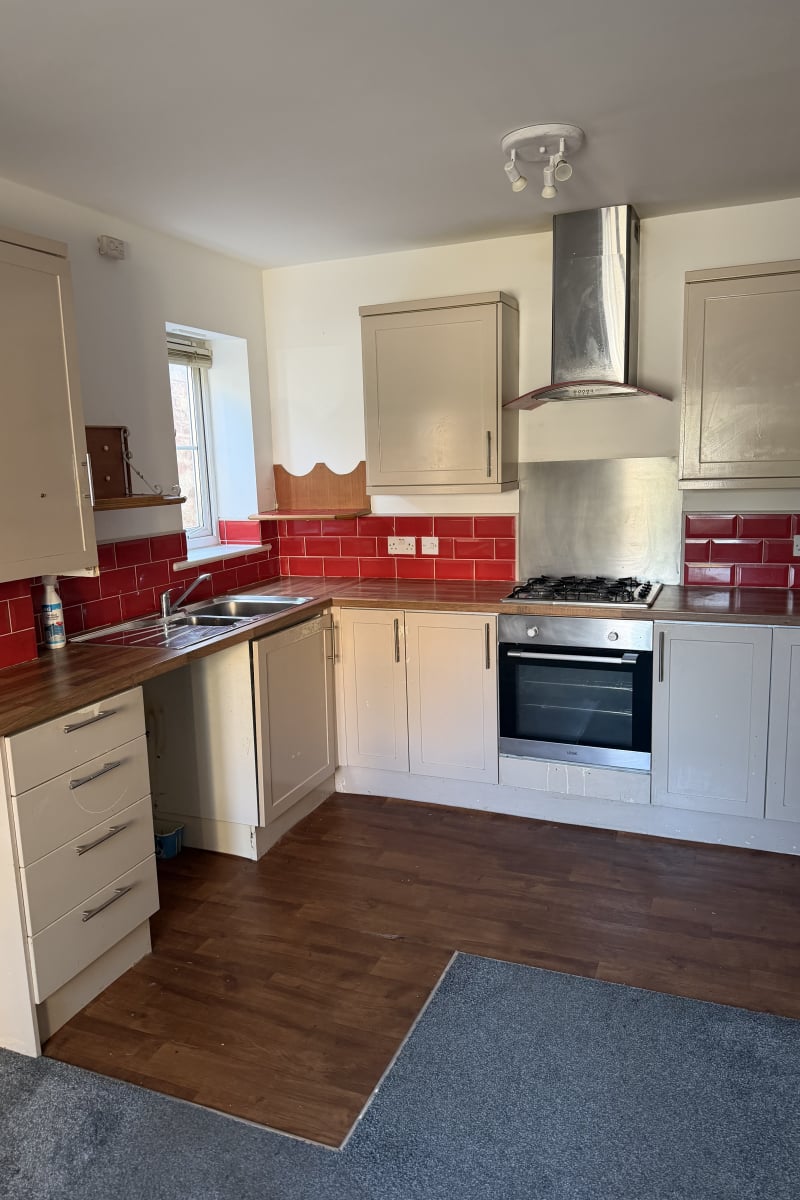 Flat 2 Charlotte Court, 22a Woodland Road East, Colwyn Bay photo 5