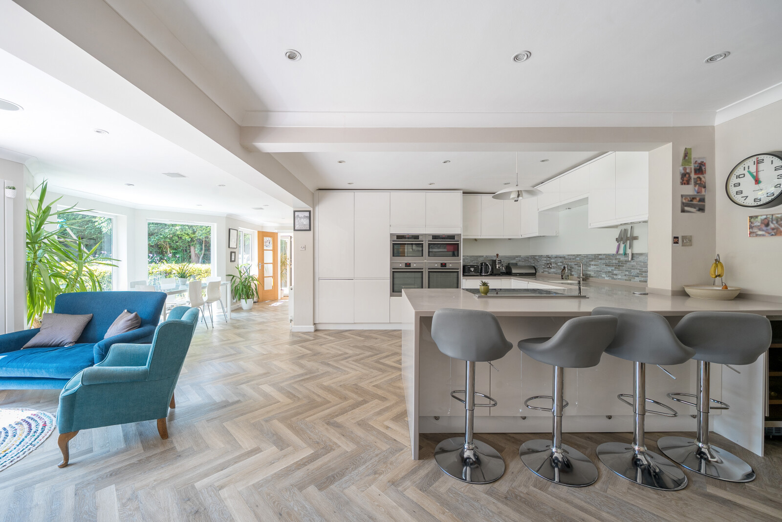 5 bedroom detached house for sale 0