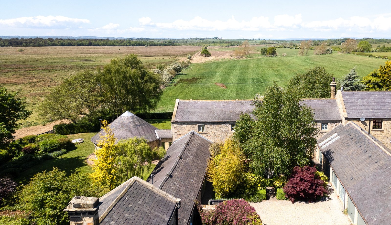 6 bedroom barn conversion for sale 0
