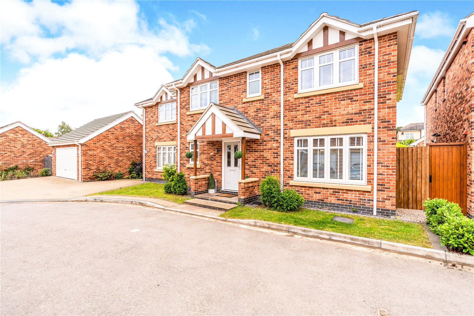 Free property report 9 Martha Close, Countesthorpe, LE8 5AE Chimnie