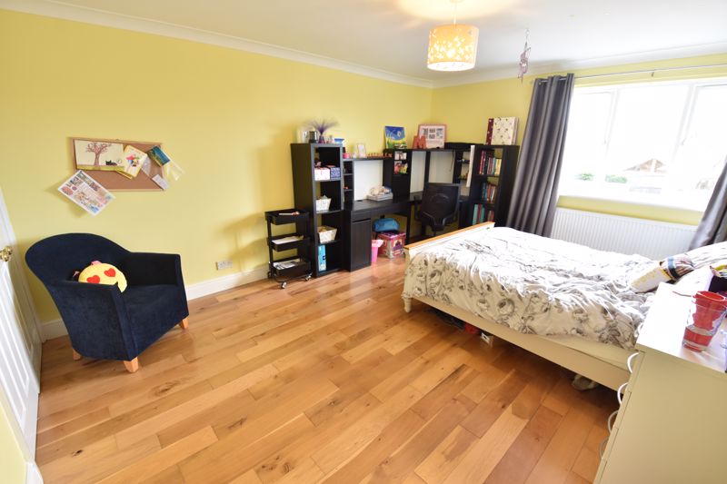 Free property report 103B, Ashcroft Road, Luton, LU2 9AX Chimnie