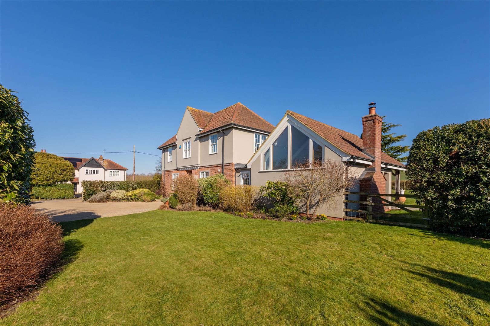 14 bedroom detached house for sale