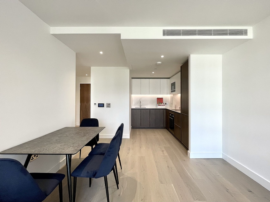 Flat 19, Opus House 3 Salutation Gardens, London photo 2