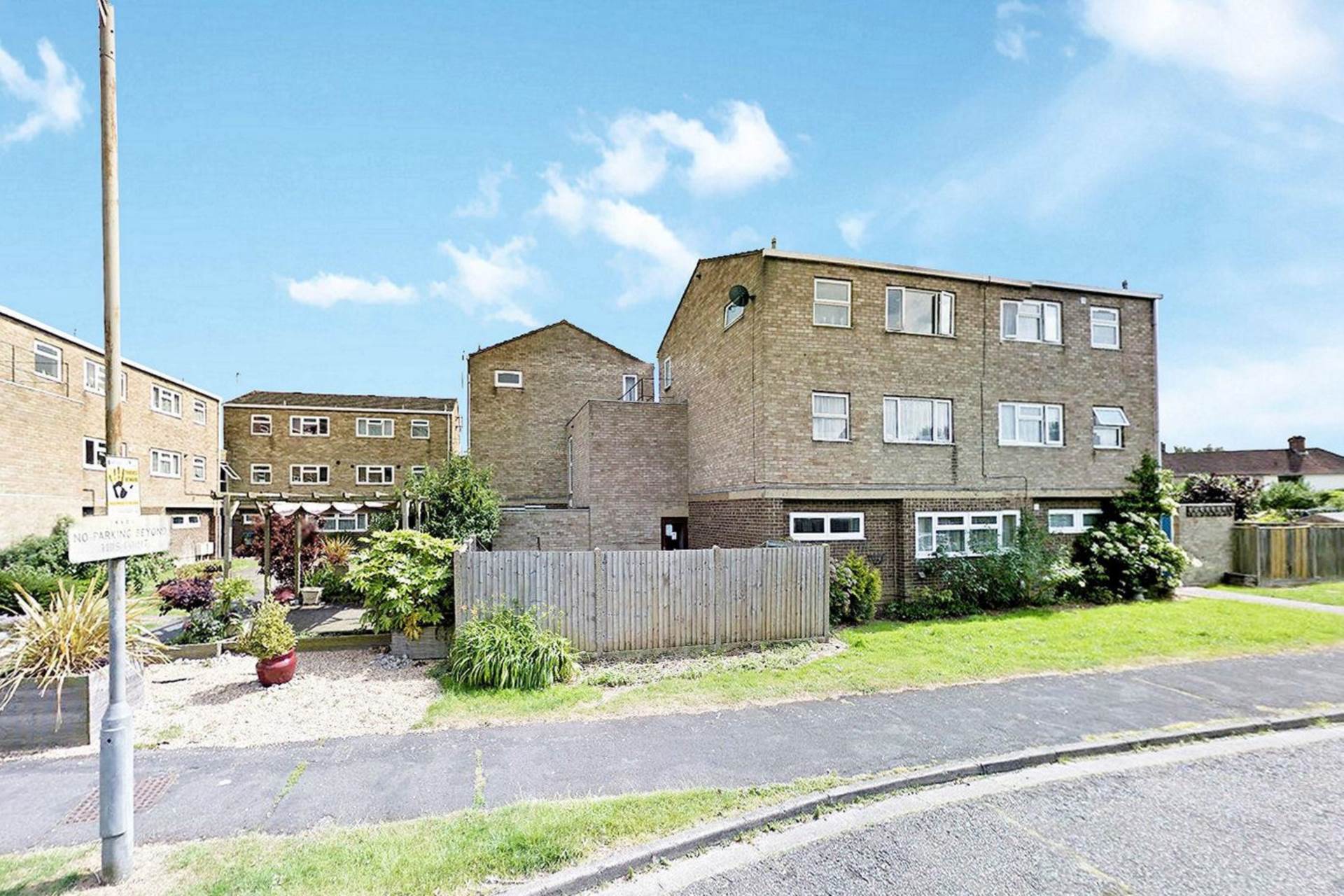 York Place, Aylesbury photo 2