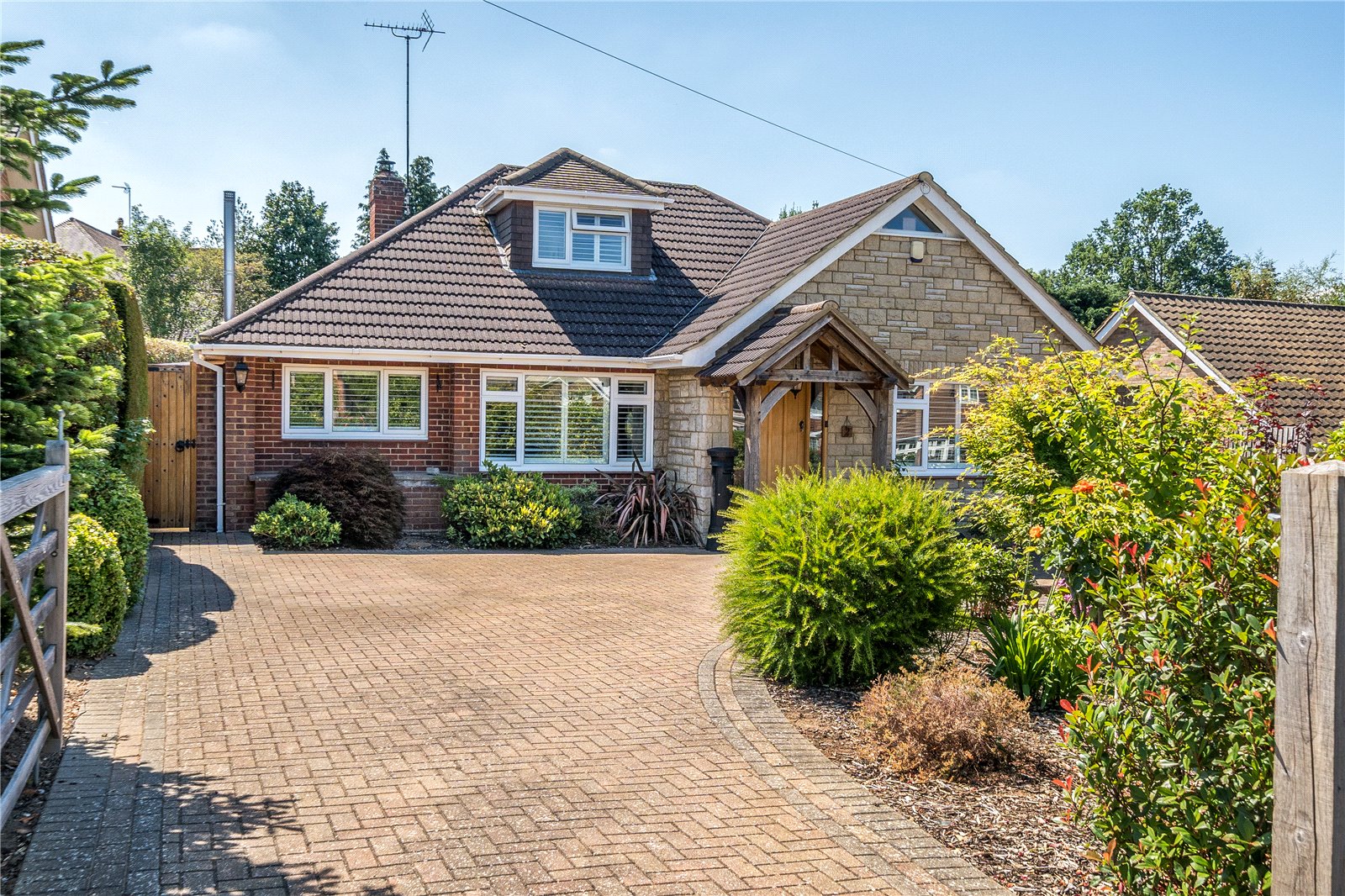 4 bedroom bungalow for sale 0