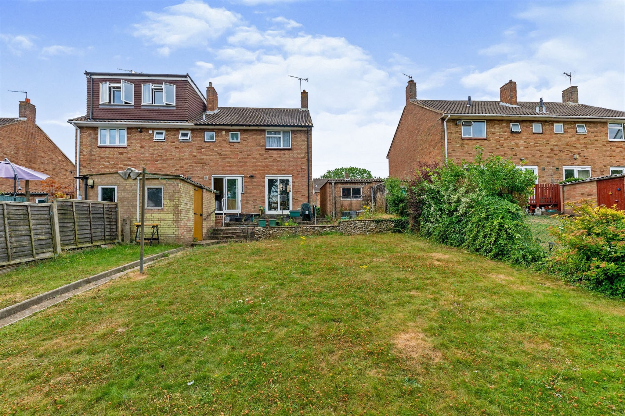 Photos of Spring Lane, Hemel Hempstead HP1 62150964 PrimeLocation