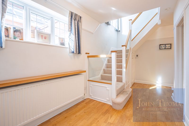 4 bedroom detached house for sale 0