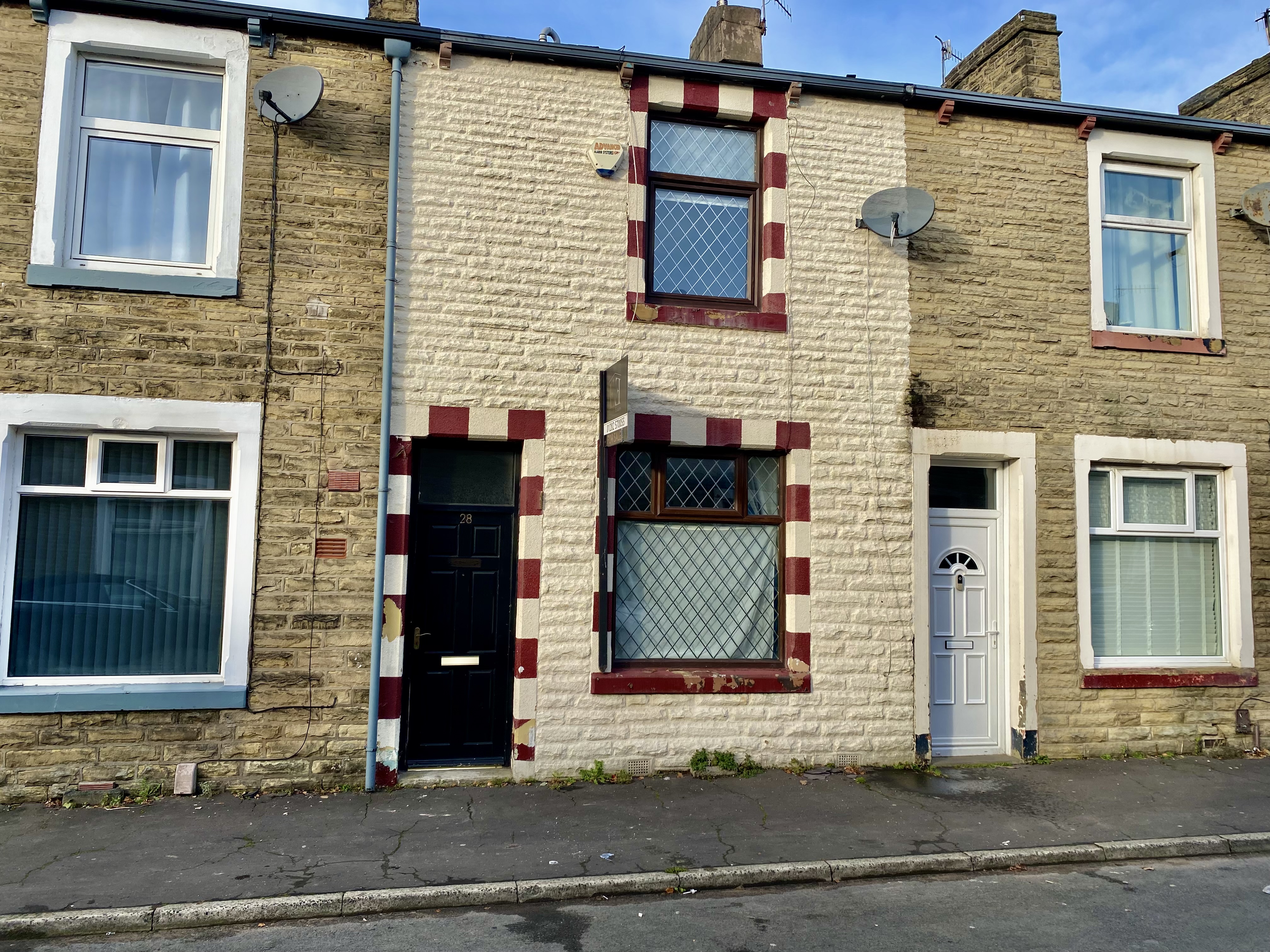 28, Tennis Street, Burnley photo 2
