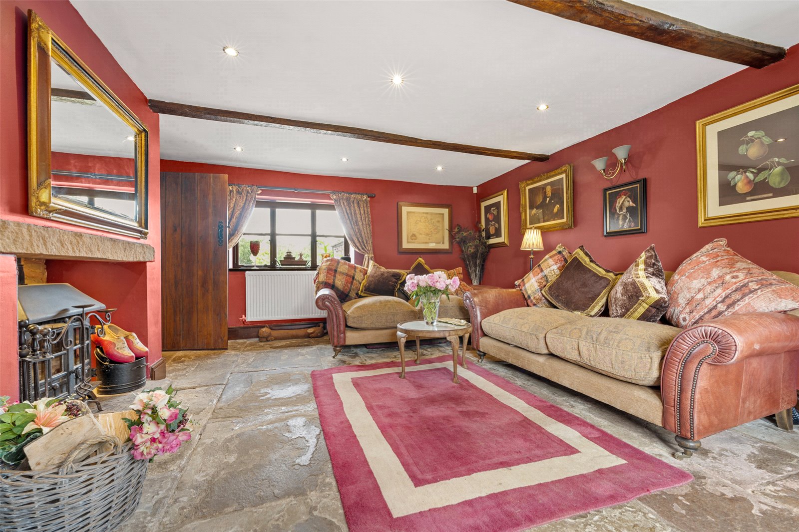7 bedroom equestrian property for sale 0