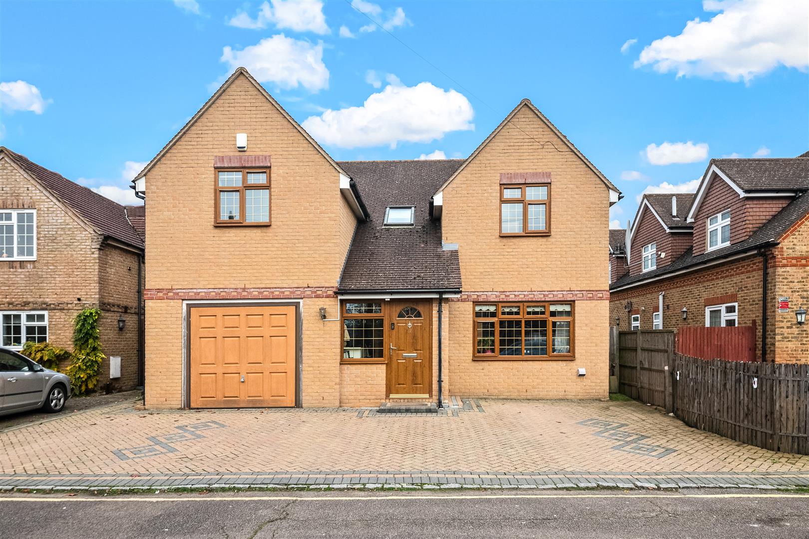 4 bedroom detached house for sale 0