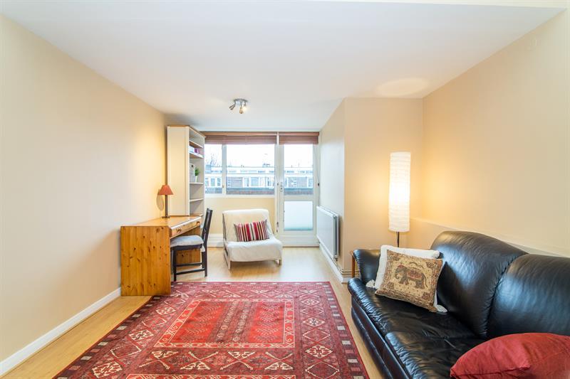 Flat in LONDON