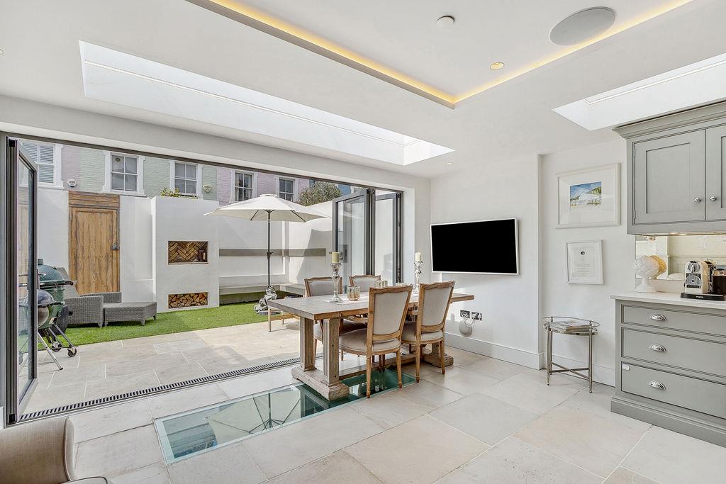 5 bedroom terraced house for sale 0