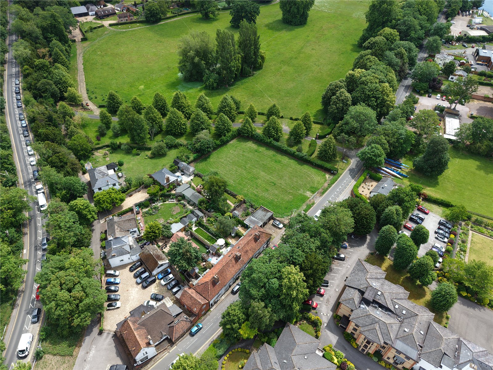 Rose Cottage, Wargrave Road, Henley-on-Thames, RG9 2LT - listing photo