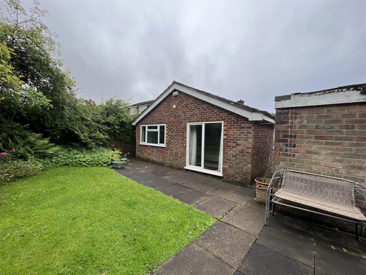 Photos of Salisbury Drive, Dukinfield SK16 65454911 PrimeLocation