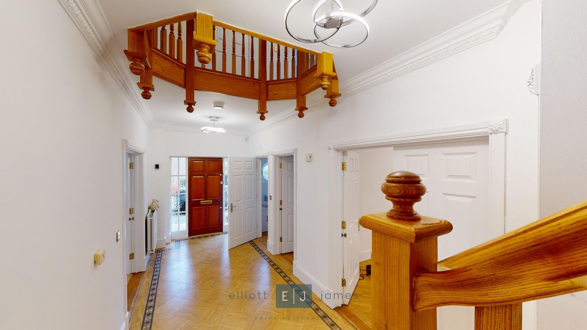 8, Regents Drive, Woodford Green photo 4